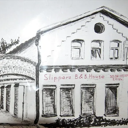 Slippers House Alojamento de Acomodação e Pequeno-almoço 2*