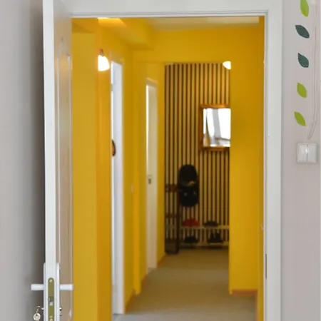 Slippers House Bed and Breakfast Βίλνιους